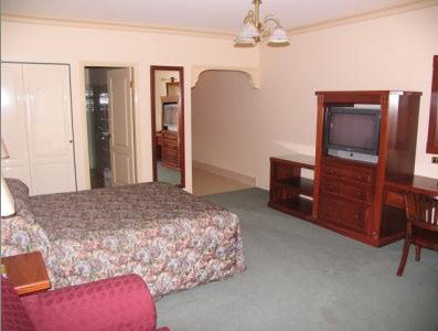 The Lawson Motor Inn - Taree Accommodation 1