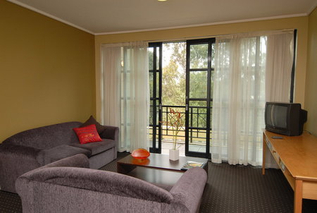 Quest Narre Warren - Taree Accommodation 3