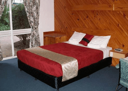 SMART MOTELS BERT HINKLER - Taree Accommodation 1