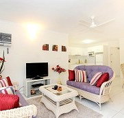 Port Douglas Outrigger Apartments - Taree Accommodation