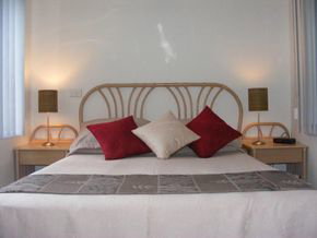 Port Douglas Outrigger Apartments - Taree Accommodation 3
