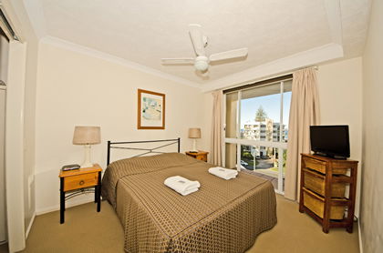 San Mateo On Broadbeach - Taree Accommodation 8