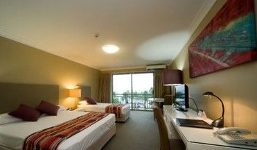 Airlie Beach Hotel - Taree Accommodation 1