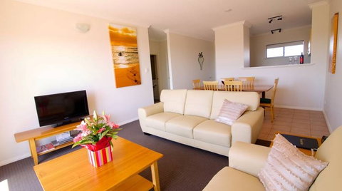 Margaret's Beach Resort - Taree Accommodation 3