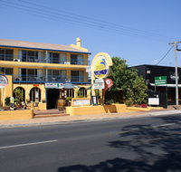 Delfinos Bay Resort - Taree Accommodation