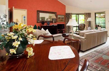 Sandals - Taree Accommodation 1