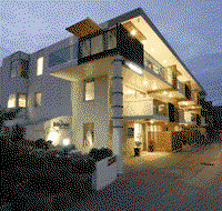 The Dolphin Apartments - Taree Accommodation