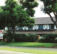 A Tudor Lodge Motel - Taree Accommodation