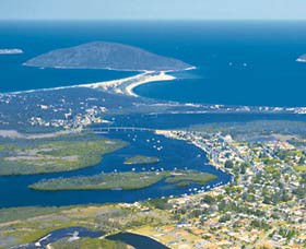 Golden Chain Tea Gardens Club Inn Motel - Taree Accommodation 0