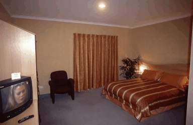 The Lighthouse Hotel - Taree Accommodation