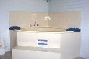 Sunraysia Motel And Holiday Apartments - Taree Accommodation 5
