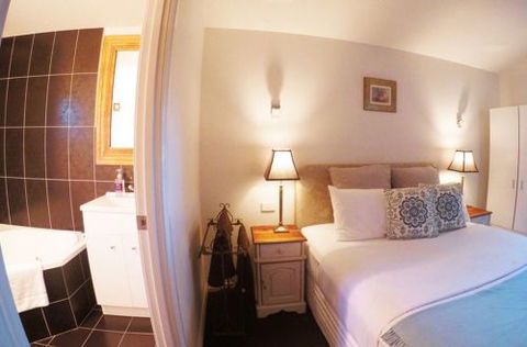 Springs Creek - Taree Accommodation 3