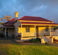 Charlie Bates Cottage - Taree Accommodation