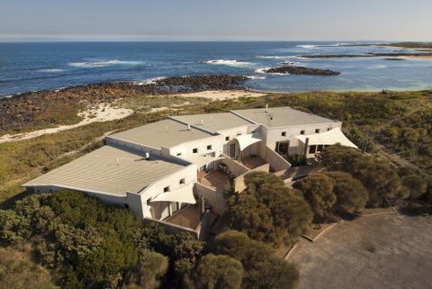 Hearn's Port Fairy Accommodation - Taree Accommodation 4