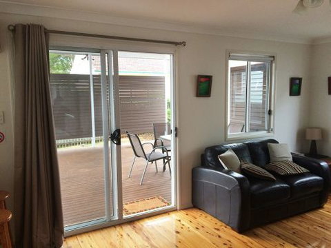 The Blue Cottage On Kent - Taree Accommodation 6