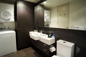 Amity South Yarra Apartments - Taree Accommodation 9