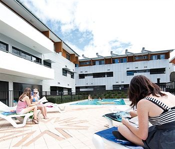 Western Sydney University Village- Parramatta Campus - Taree Accommodation 1