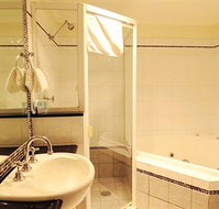 Waldorf Randwick Serviced Apartments - Taree Accommodation