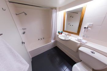 Abey Hotel - Taree Accommodation 4