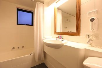 Abey Hotel - Taree Accommodation 12