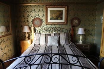 Shakespeare Hotel Surry Hills - Taree Accommodation 2