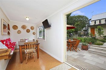 Admiral Collingwood Lodge - Taree Accommodation 10