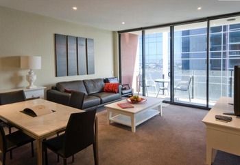 Apartments Melbourne Domain - Docklands - Taree Accommodation 15