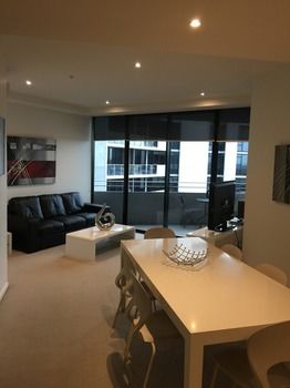 Apartments Melbourne Domain - Docklands - Taree Accommodation 16