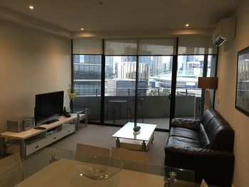 Apartments Melbourne Domain - Docklands - Taree Accommodation 18
