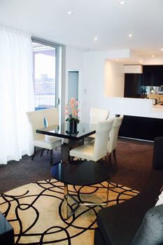 Apartments Melbourne Domain - Docklands - Taree Accommodation 37