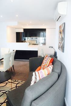 Apartments Melbourne Domain - Docklands - Taree Accommodation 38