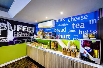 Ibis Budget Fawkner - Taree Accommodation 12