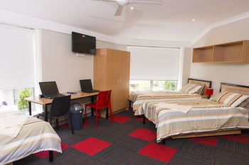 Sydney Student Living - Hostel - Taree Accommodation 9