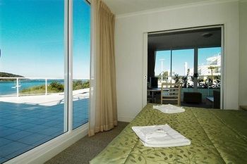 Ettalong Beach Apartments - Taree Accommodation 11