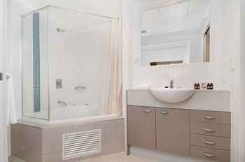 Ettalong Beach Apartments - Taree Accommodation 19