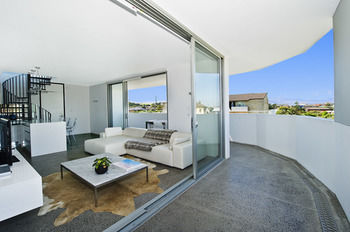 Bondi Beach Apartments - Taree Accommodation 1