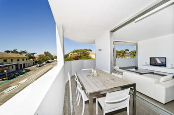 Bondi Beach Apartments - Taree Accommodation 3