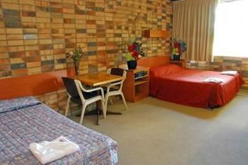 Palms Hotel Motel Chullora - Taree Accommodation 1