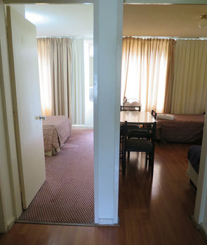 Amg Motel & Serviced Apartments - Taree Accommodation 5