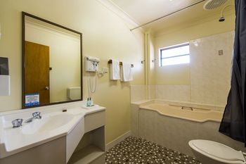 The Abbey Motor Inn - Taree Accommodation 27