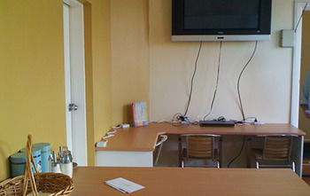 Sinclairs City Hostel - Taree Accommodation 24