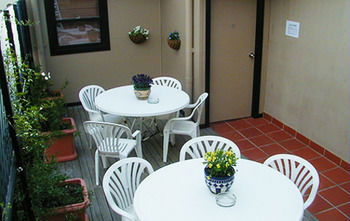 Sinclairs City Hostel - Taree Accommodation 30