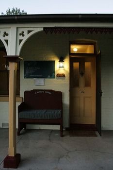 A Settler's Cottage - Taree Accommodation 3