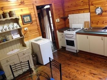 A Settler's Cottage - Taree Accommodation 8