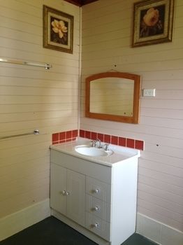 A Settler's Cottage - Taree Accommodation 14