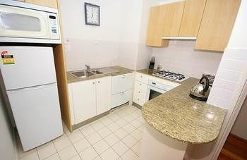 Homebush 122 Ben Furnished Apartment - Taree Accommodation 4