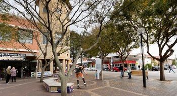 Hamilton Executive Apartments - Taree Accommodation 12