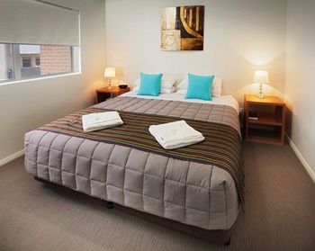Hamilton Executive Apartments - Taree Accommodation 14