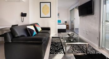 Hamilton Executive Apartments - Taree Accommodation 21