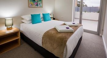 Hamilton Executive Apartments - Taree Accommodation 23